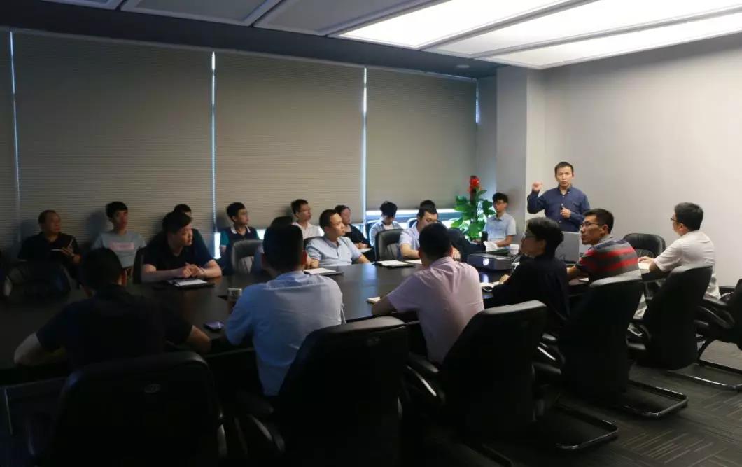 同济大学建设治理与房地产系主任王广斌教授莅临永利集团指导、交流